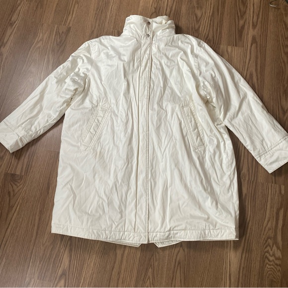 London Fog Jackets & Blazers - London Fog Sport  Ivory Jacket Women's Size 2X Zip And Snap Front